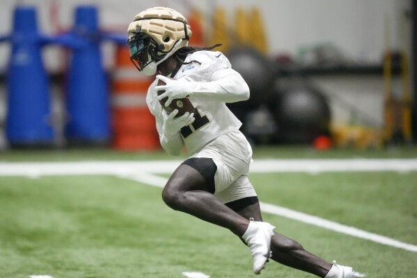 Saints Kamara suspended for 3 games apologizes for role in 2022